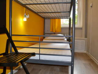 Гостиница Clean Hostel na Borsoeva Улан-Удэ Небольшой двухместный номер с 2 отдельными кроватями-1