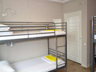 Гостиница Clean Hostel na Borsoeva Улан-Удэ Кровать в общем номере с 4 кроватями-1