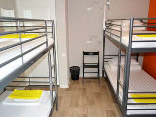 Гостиница Clean Hostel na Borsoeva Улан-Удэ Кровать в общем номере с 4 кроватями-2